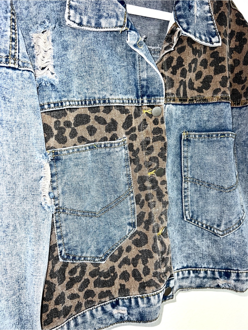 Leopard Print Patchwork Distressed Denim Jacket Small Acid Wash Trucker Oversize - Picture 4 of 10